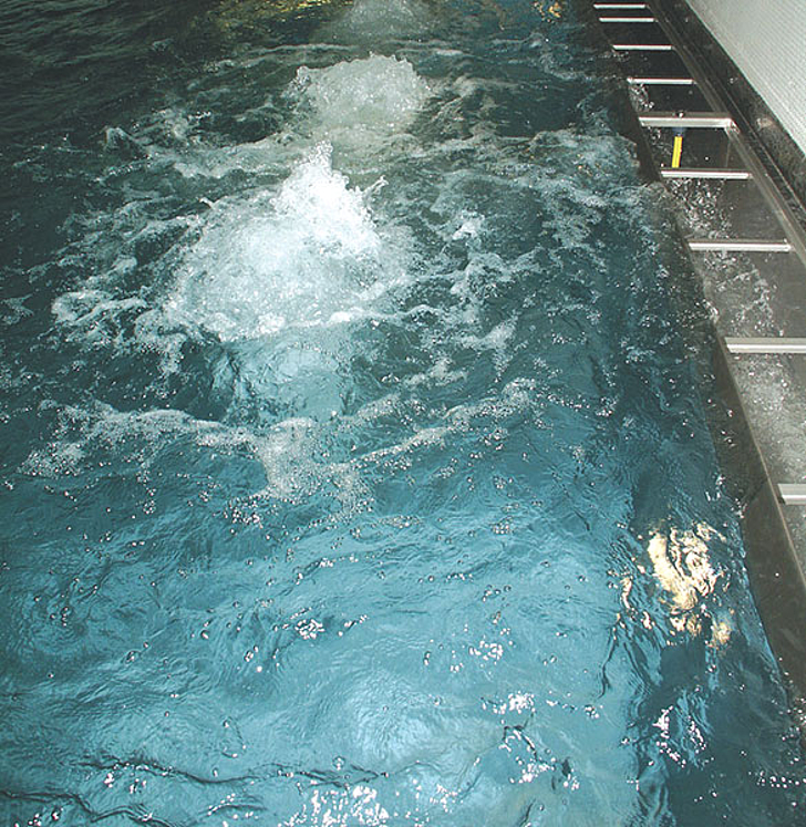 Terapibad eller hotellbasseng 
